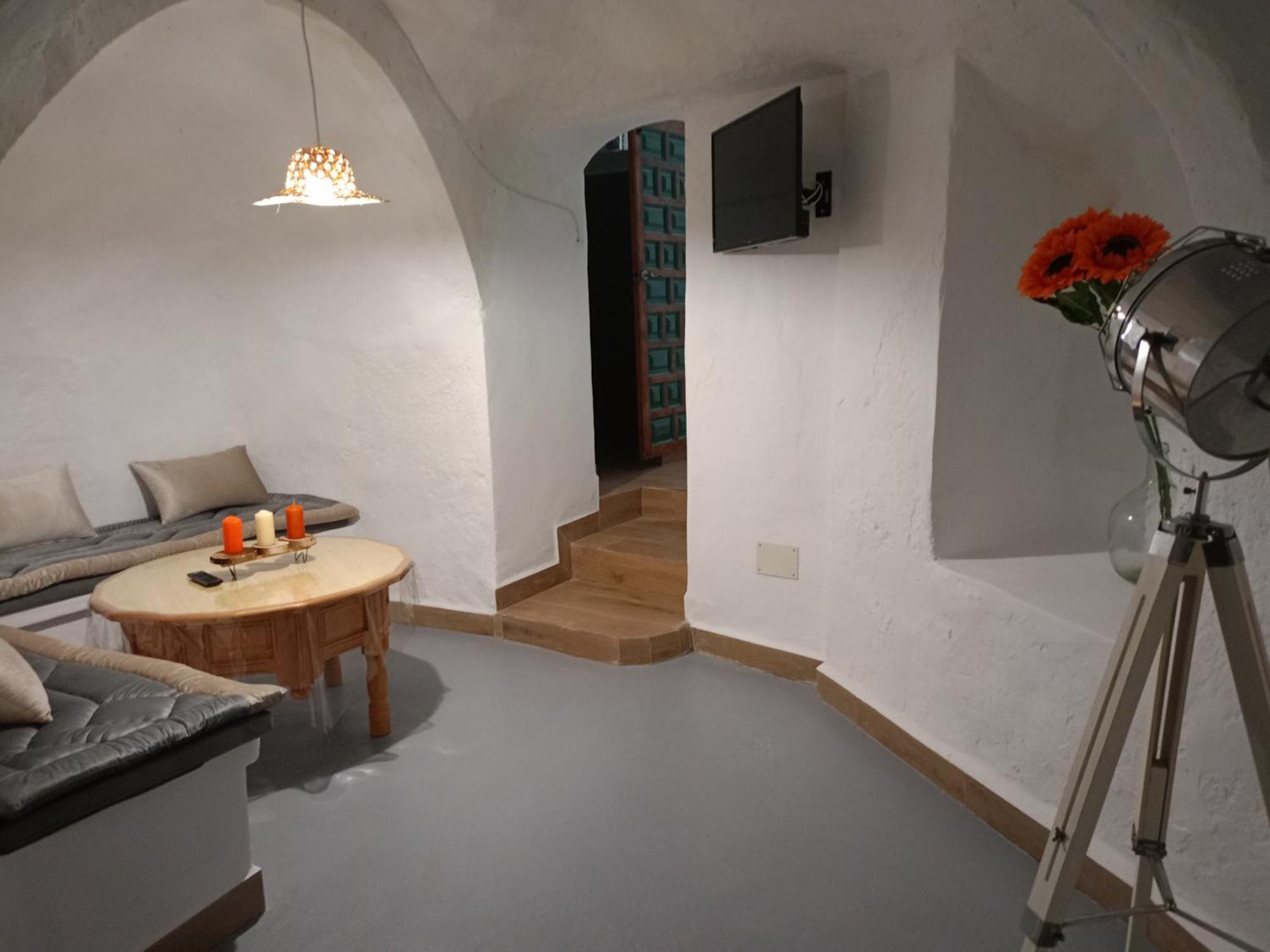 Encantadora Casa-Cueva En Pleno Barrio Alfarero De Níjar エクステリア 写真
